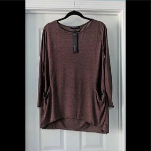 Woman’s long 3/4 sleeve lightweight knit tunic